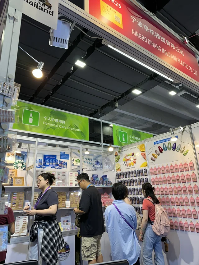 Exhibition booth and product range